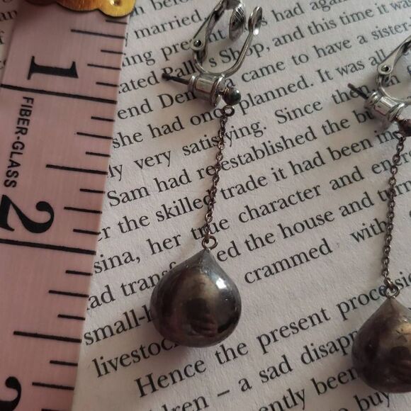 Vintage Long Dangle Ball Earrings - Picture 5 of 5